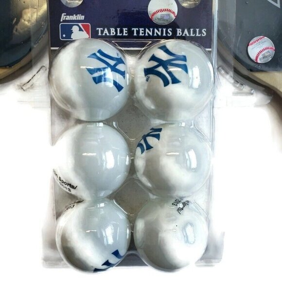 Franklin MLB New York Yankees Ping Pong Lot 2 Paddles With 12 Table Tennis Balls - Picture 3 of 6